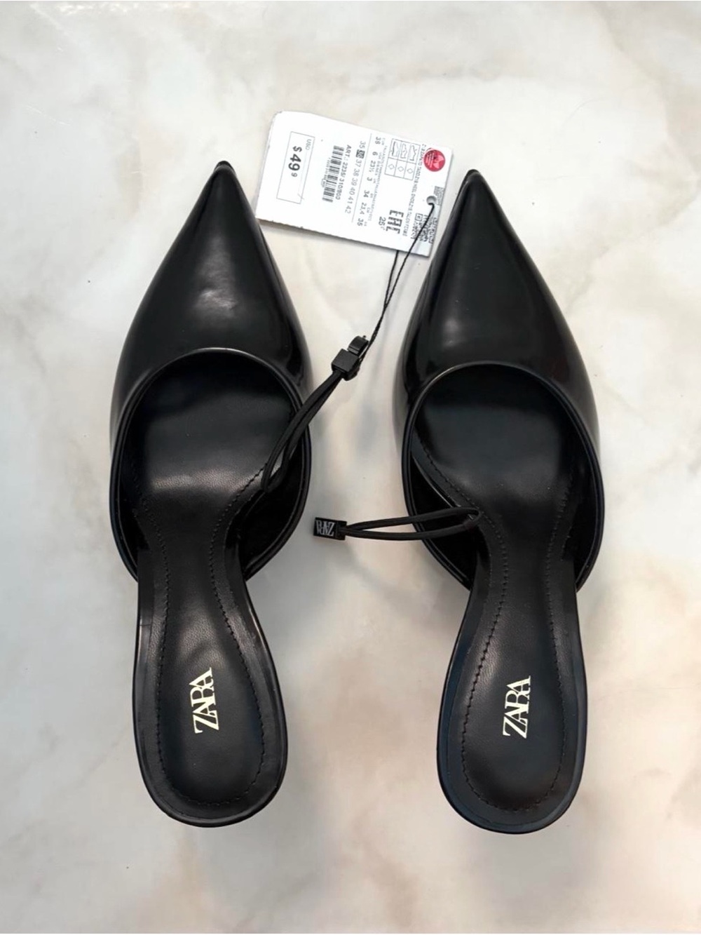 Zara Black Pointed Mules, size 6